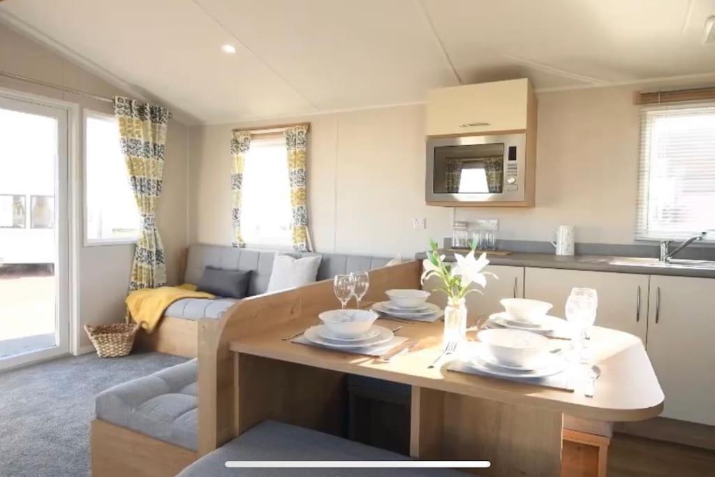 Perfect Family Getaway, With Lots Of Facilities! Villa Scratby Kültér fotó